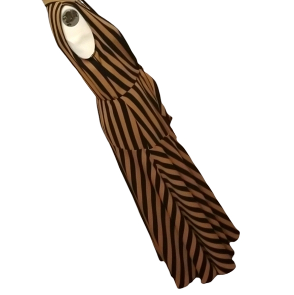 Original Joseph Ribkoff NWT flowy flattering and stylish sz 8 dress - Picture 5 of 12